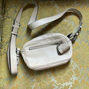 Marc Jacobs Zoom Leather Crossbody Bag Neutral Beige Tan Tassel Silver H…